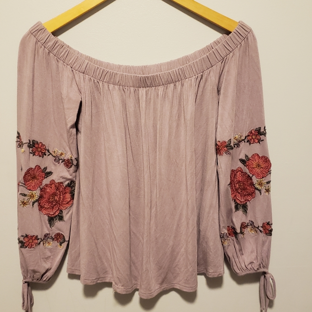 American Eagle Outfitters Off Shoulder Top